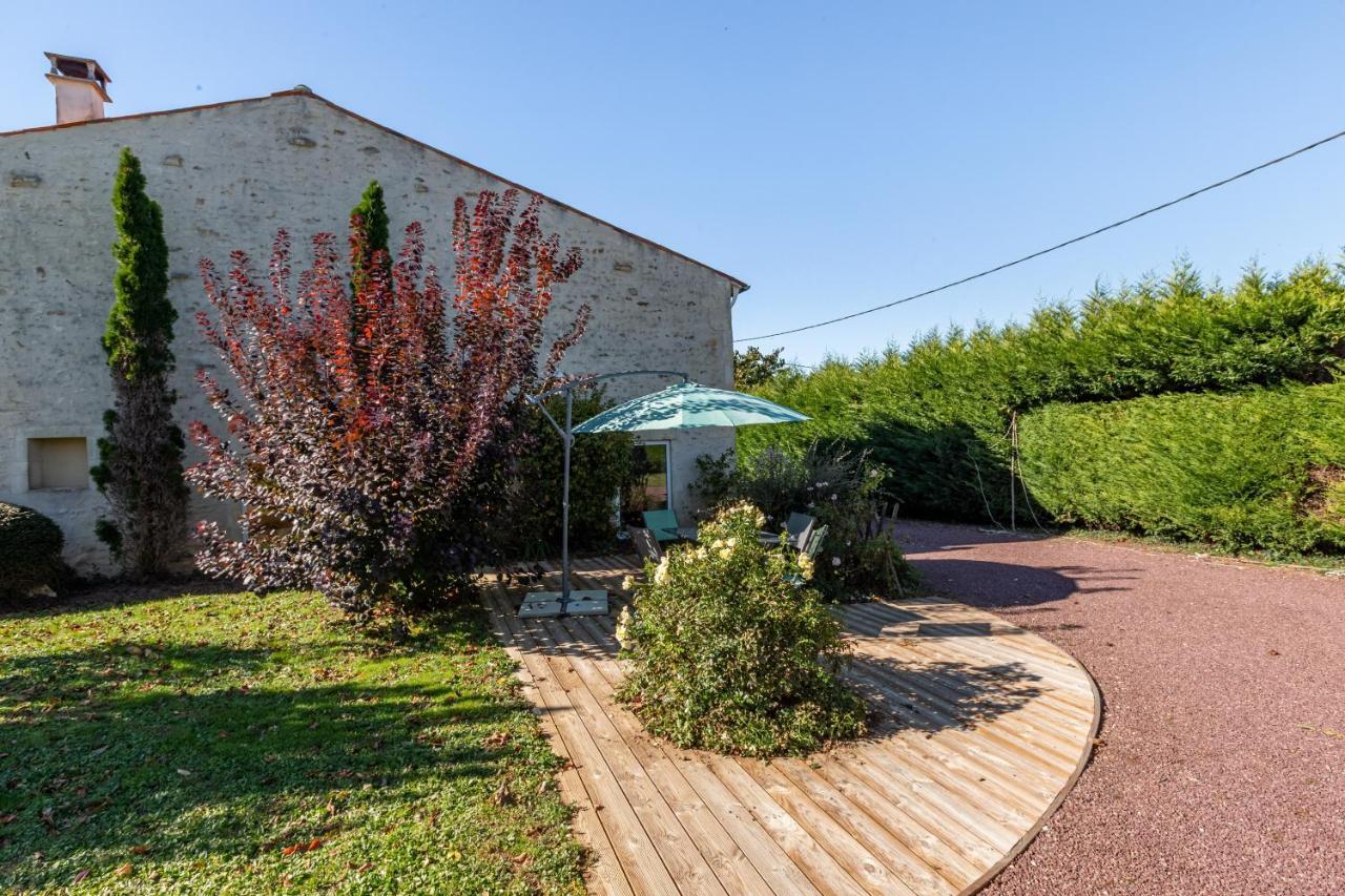 Gite Luludine Varzay Exterior foto